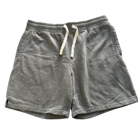 Old Navy Men’s Sweat Shorts - Picture 1 of 3